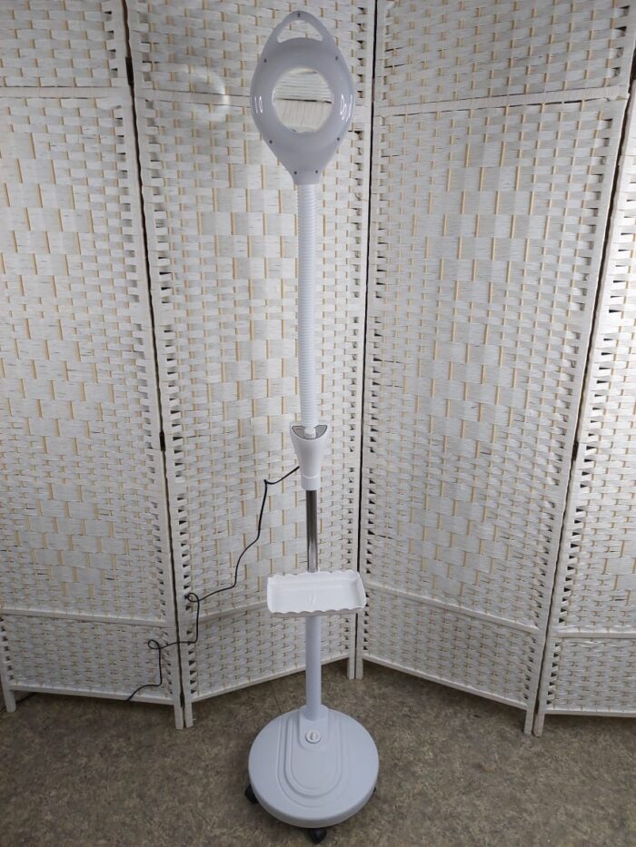 Лампа лупа бестеневая NUODIAN с диммером, линза 9см, с колесами